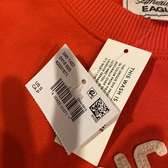 American Eagle sweatshirt brand new with tags - Picture 3 of 4